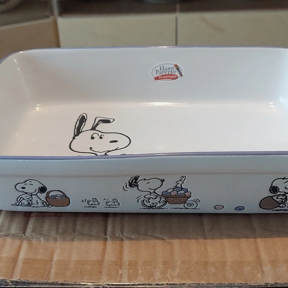 PEANUTS Easter Beagle Snoopy Rect. Ceramic Baking Dish BNWT LtdEd SO